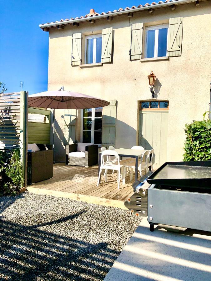 Maison Hirondelles Gites Mezieres-sur-Issoire Ngoại thất bức ảnh